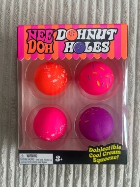 NeeDoh Dohnut Holes 4-Pack - Assorted Colors